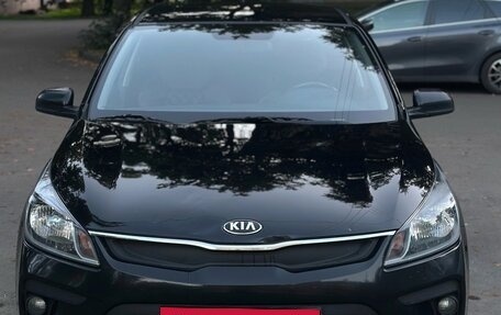KIA Rio IV, 2019 год, 1 300 000 рублей, 4 фотография