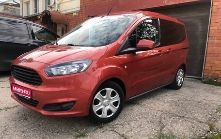 Ford Tourneo Courier I рестайлинг, 2018 год, 1 270 000 рублей, 1 фотография