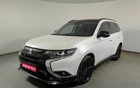 Mitsubishi Outlander III рестайлинг 3, 2022 год, 3 190 000 рублей, 1 фотография