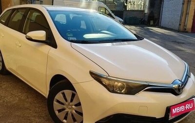 Toyota Auris II, 2016 год, 1 600 000 рублей, 1 фотография