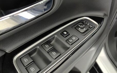 Mitsubishi Outlander III рестайлинг 3, 2022 год, 3 190 000 рублей, 23 фотография