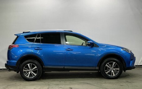 Toyota RAV4, 2015 год, 2 359 000 рублей, 4 фотография