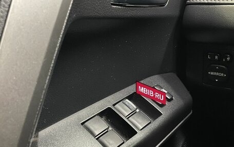 Toyota RAV4, 2015 год, 2 359 000 рублей, 15 фотография