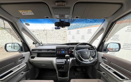 Honda Stepwgn IV, 2019 год, 2 349 000 рублей, 18 фотография