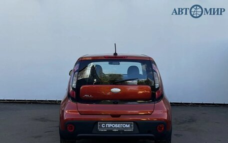 KIA Soul II рестайлинг, 2018 год, 1 445 000 рублей, 6 фотография