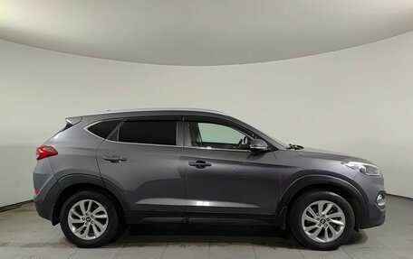 Hyundai Tucson III, 2018 год, 1 800 000 рублей, 5 фотография