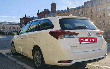 Toyota Auris II, 2016 год, 1 600 000 рублей, 5 фотография