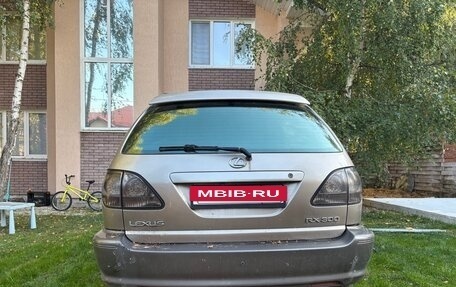 Lexus RX IV рестайлинг, 2002 год, 500 000 рублей, 5 фотография