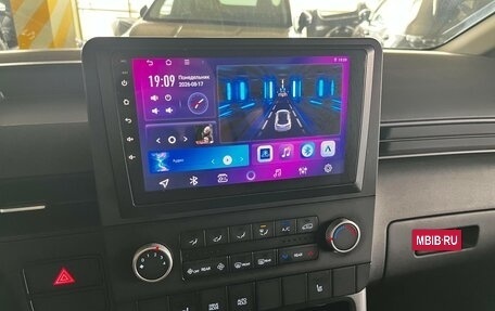 Hyundai Staria, 2024 год, 5 499 000 рублей, 6 фотография