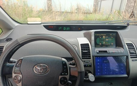 Toyota Prius, 2007 год, 760 000 рублей, 19 фотография
