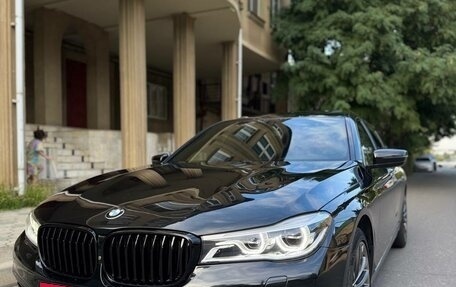 BMW 7 серия, 2015 год, 3 200 000 рублей, 2 фотография