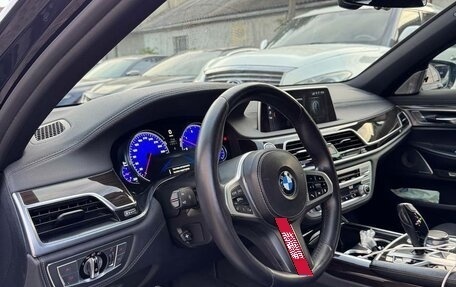 BMW 7 серия, 2015 год, 3 200 000 рублей, 11 фотография