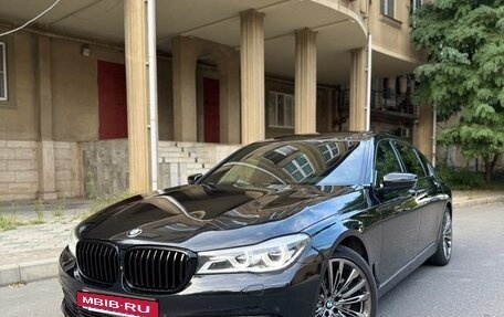 BMW 7 серия, 2015 год, 3 200 000 рублей, 17 фотография