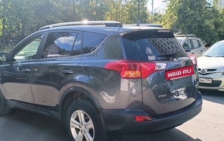Toyota RAV4, 2014 год, 2 100 000 рублей, 2 фотография