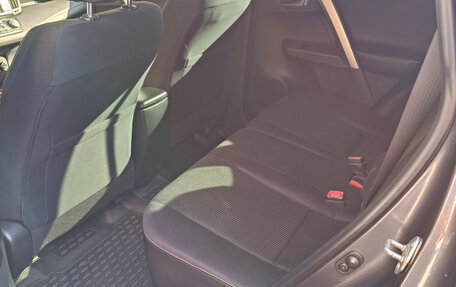 Toyota RAV4, 2014 год, 2 100 000 рублей, 10 фотография