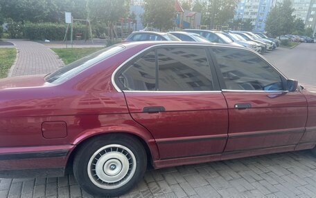 BMW 5 серия, 1993 год, 980 000 рублей, 8 фотография