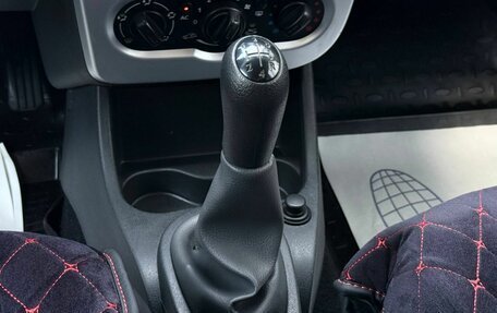 Renault Logan I, 2013 год, 420 000 рублей, 17 фотография