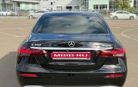 Mercedes-Benz E-Класс, 2021 год, 4 900 000 рублей, 5 фотография