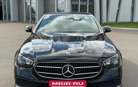 Mercedes-Benz E-Класс, 2021 год, 4 900 000 рублей, 2 фотография