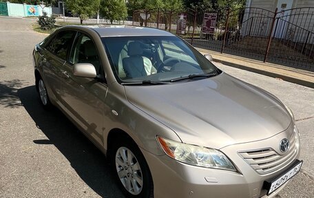 Toyota Camry, 2007 год, 1 100 000 рублей, 4 фотография