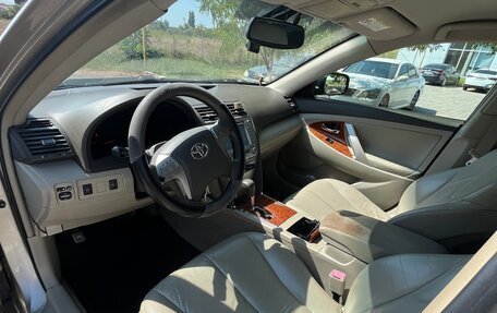 Toyota Camry, 2007 год, 1 100 000 рублей, 8 фотография