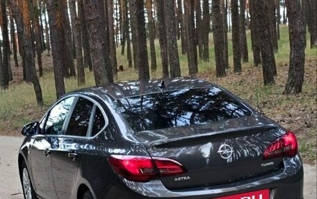 Opel Astra J, 2012 год, 610 000 рублей, 4 фотография