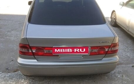 Toyota Vista V30, 2000 год, 400 000 рублей, 2 фотография