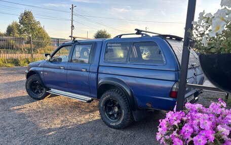 Mitsubishi L200 III рестайлинг, 2004 год, 550 000 рублей, 2 фотография
