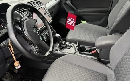 Volkswagen Tiguan II, 2018 год, 2 000 000 рублей, 8 фотография