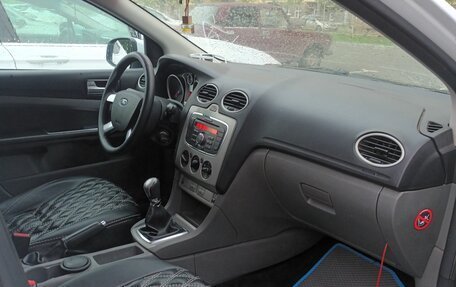 Ford Focus II рестайлинг, 2010 год, 525 000 рублей, 13 фотография