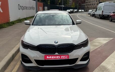 BMW 3 серия, 2019 год, 4 200 000 рублей, 2 фотография