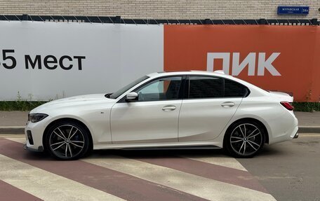 BMW 3 серия, 2019 год, 4 200 000 рублей, 6 фотография