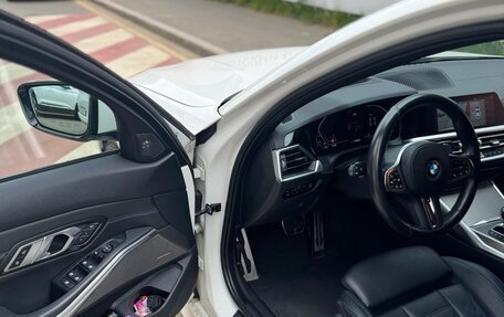 BMW 3 серия, 2019 год, 4 200 000 рублей, 19 фотография