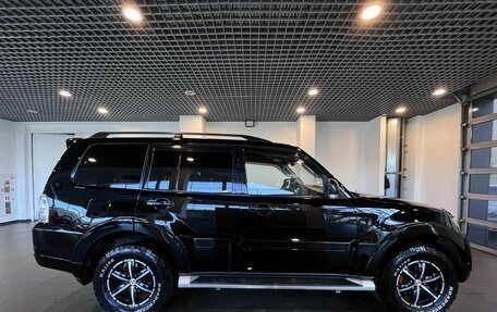 Mitsubishi Pajero IV, 2011 год, 2 311 000 рублей, 2 фотография