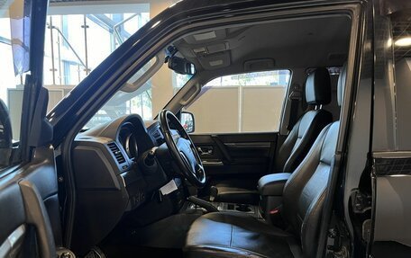 Mitsubishi Pajero IV, 2011 год, 2 311 000 рублей, 14 фотография