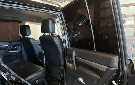 Mitsubishi Pajero IV, 2011 год, 2 311 000 рублей, 15 фотография