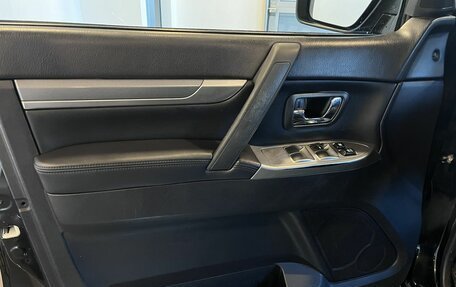 Mitsubishi Pajero IV, 2011 год, 2 311 000 рублей, 18 фотография