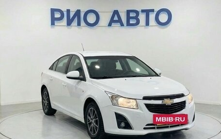 Chevrolet Cruze II, 2011 год, 394 999 рублей, 2 фотография