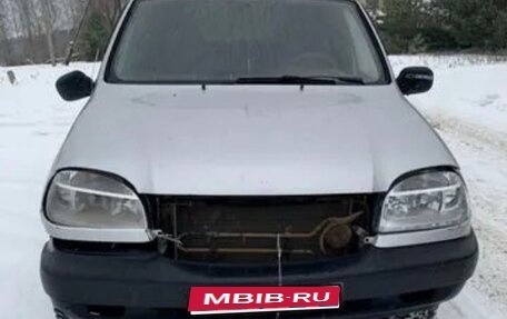 Chevrolet Niva I рестайлинг, 2004 год, 100 000 рублей, 1 фотография