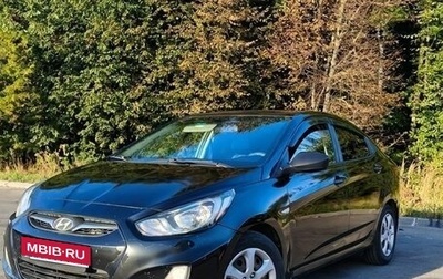 Hyundai Solaris II рестайлинг, 2013 год, 610 000 рублей, 1 фотография