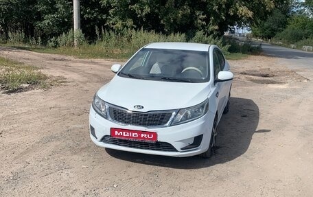 KIA Rio III рестайлинг, 2015 год, 480 000 рублей, 1 фотография