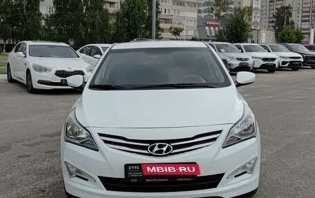 Hyundai Solaris II рестайлинг, 2014 год, 1 155 000 рублей, 2 фотография