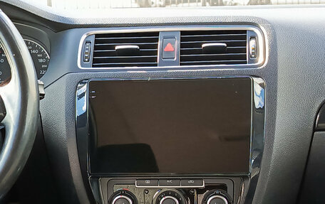Volkswagen Jetta VI, 2013 год, 1 165 000 рублей, 15 фотография