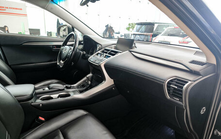 Lexus NX I, 2017 год, 2 750 000 рублей, 11 фотография