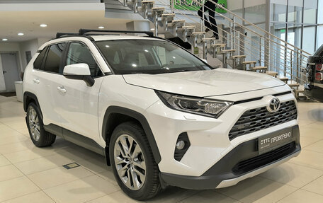 Toyota RAV4, 2021 год, 2 950 000 рублей, 3 фотография
