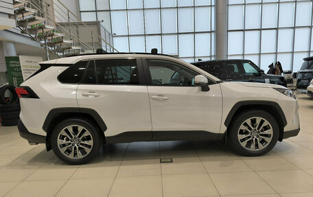 Toyota RAV4, 2021 год, 2 950 000 рублей, 4 фотография