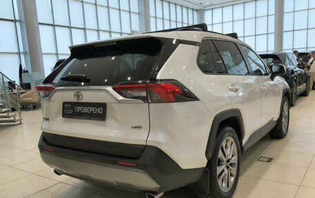 Toyota RAV4, 2021 год, 2 950 000 рублей, 5 фотография