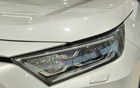 Toyota RAV4, 2021 год, 2 950 000 рублей, 17 фотография