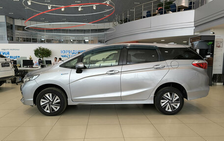 Honda Shuttle II, 2017 год, 1 050 000 рублей, 8 фотография