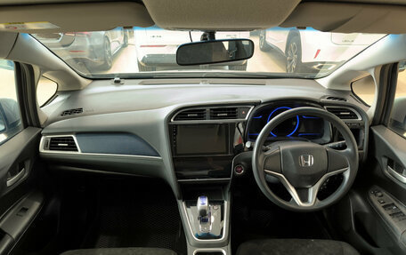 Honda Shuttle II, 2017 год, 1 050 000 рублей, 14 фотография